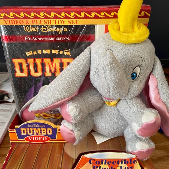 NIB Disney Dumbo doll & vhs 60th anniversary set - Picture 2 of 2